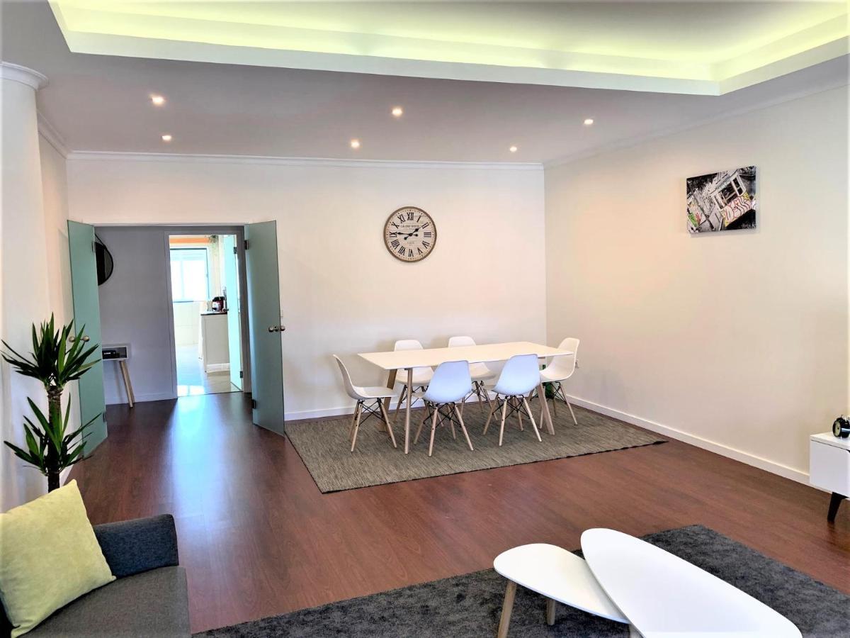 Appartamento Charm City Center Apt 140M2 & Free Parking Braga Esterno foto