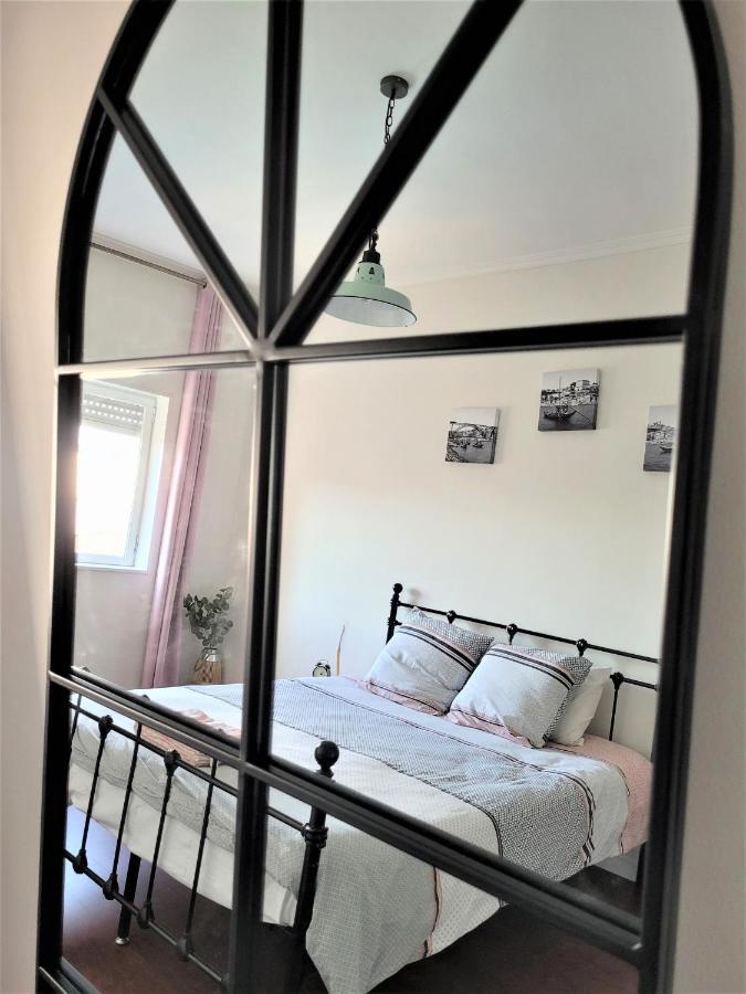 Appartamento Charm City Center Apt 140M2 & Free Parking Braga Esterno foto