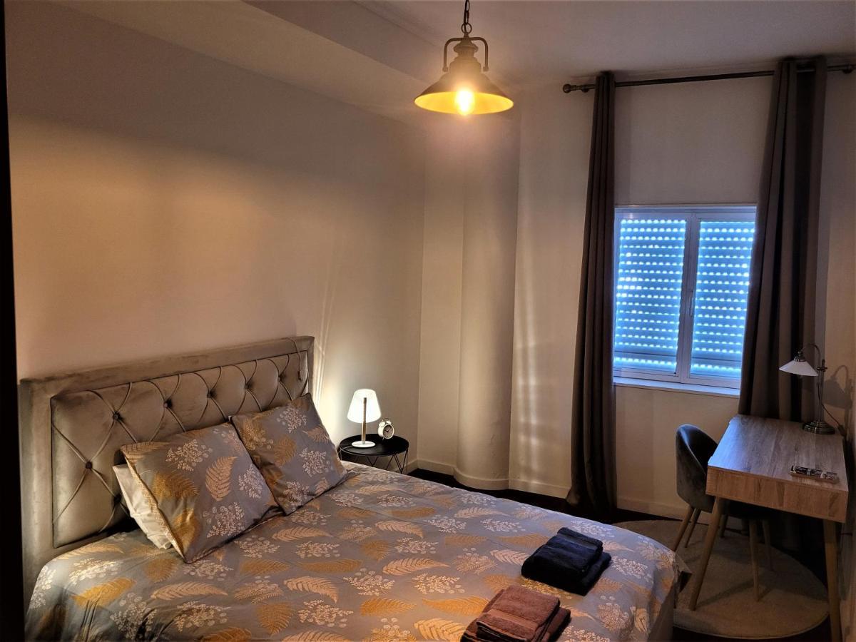 Appartamento Charm City Center Apt 140M2 & Free Parking Braga Esterno foto